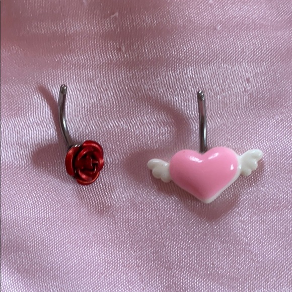 Jewelry - valentine’s day belly rings
